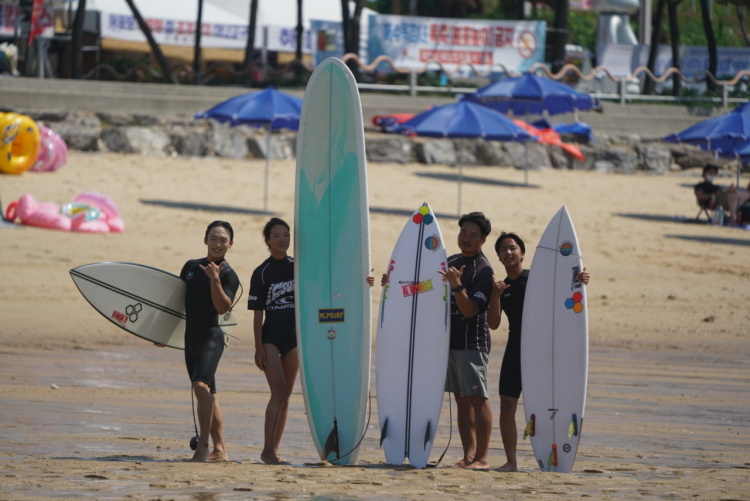 충남 태안, 서해에서 즐기는 서핑 트립